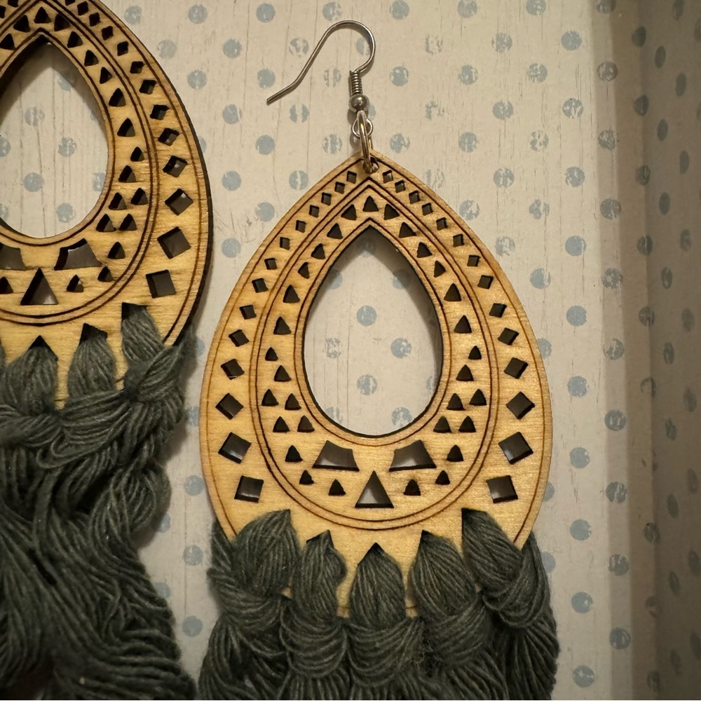 Earrings - Picture 2 of 2